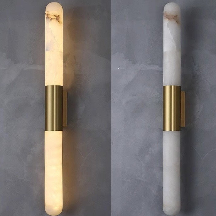 Moderne Marmor- und Messing-Wandleuchte