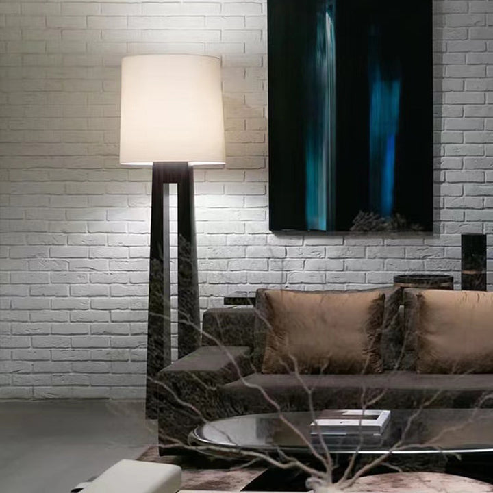 Moderne abstrakte Stehlampe