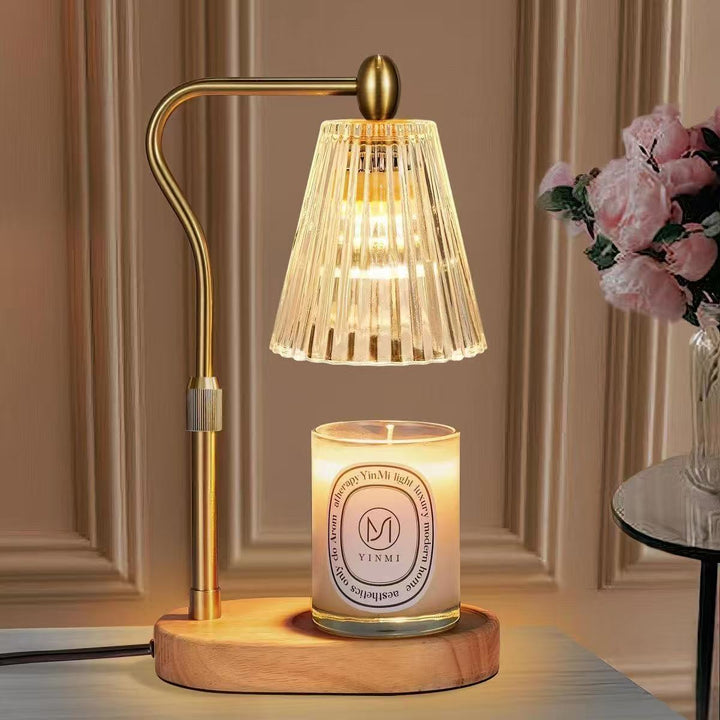 Elegante dekorative Tischlampe  1790694880