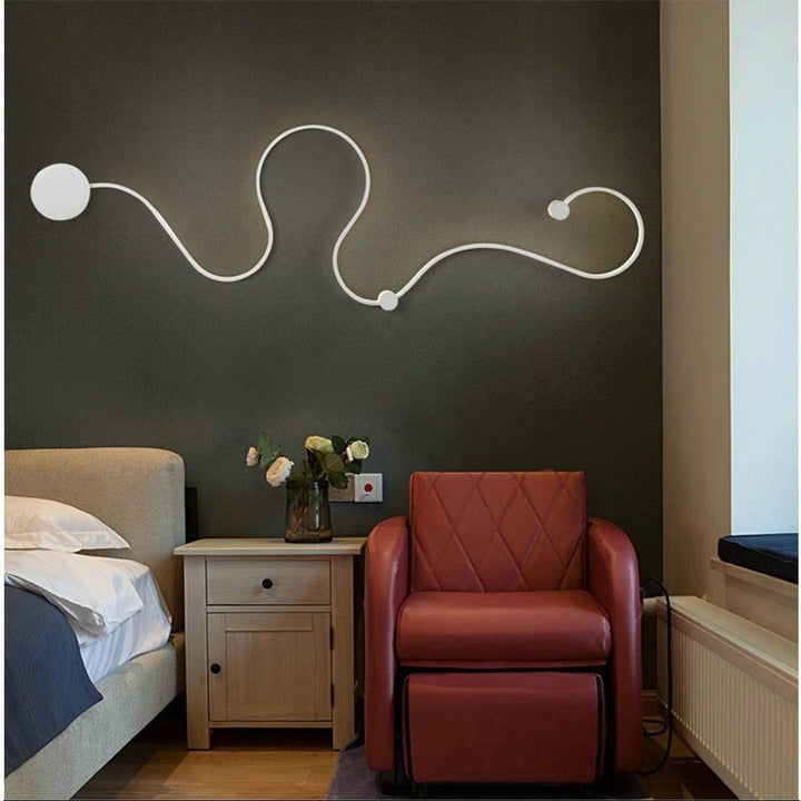 Skulpturale LED Wellenwandlampe