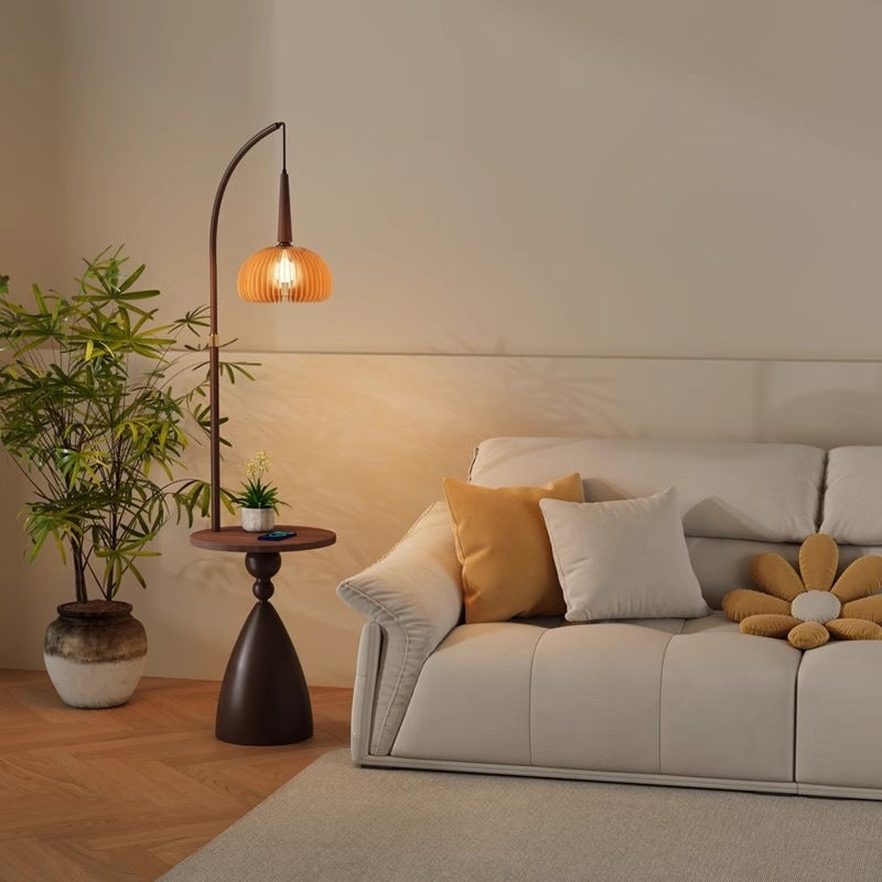 Elegante Bogen Stehlampe mit integriertem Beistelltisch