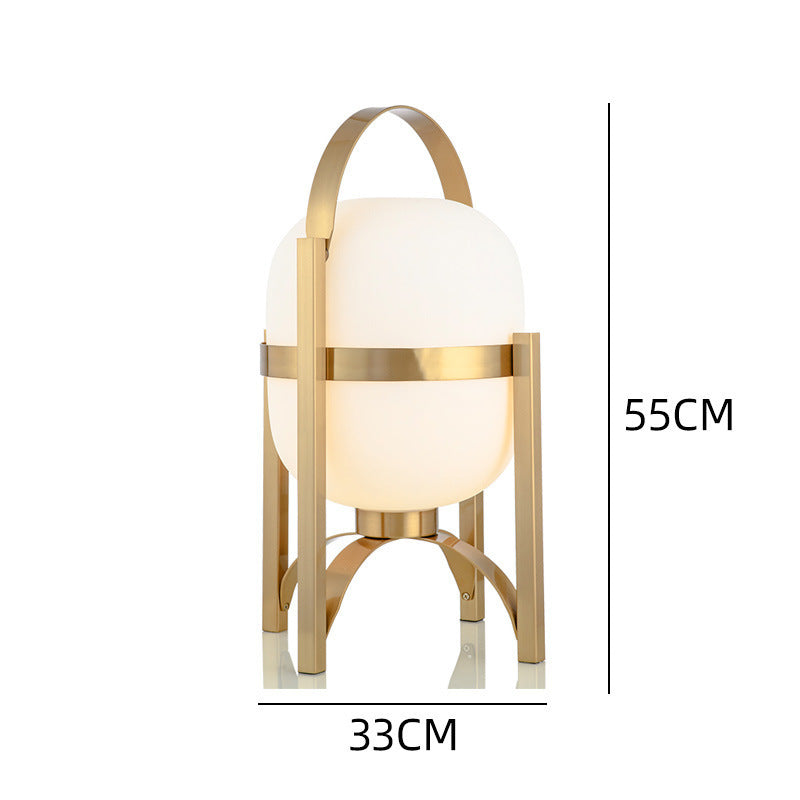 Moderne Tischlampe mit elegantem Design