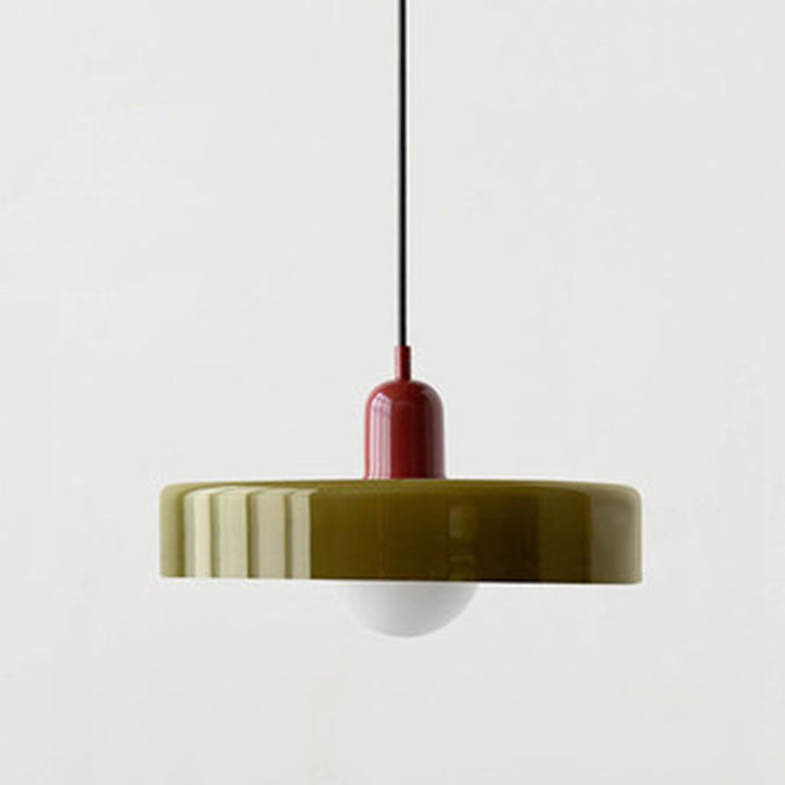 Minimalistische Keramik Pendelleuchte mit geschichtetem Glockenschirm