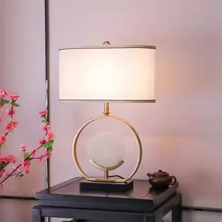 Dekorative Tischlampe