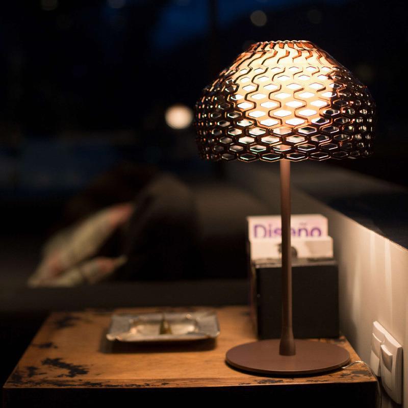 Waben Tischlampe