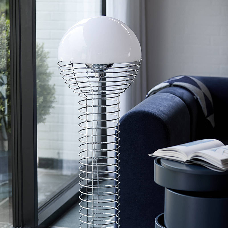 Moderne schlanke Stehlampe
