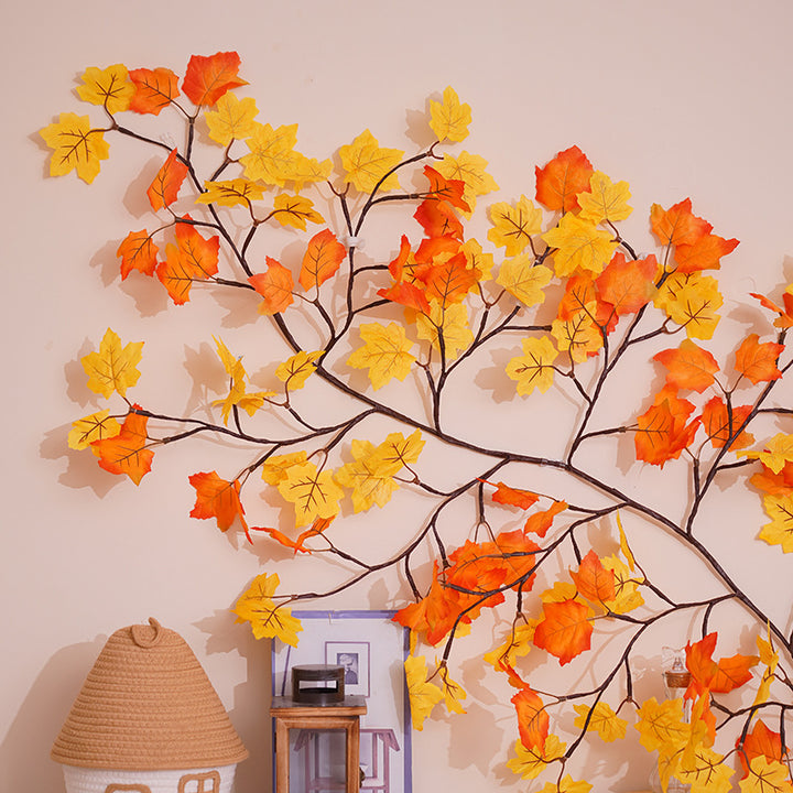 Herbstliche dekorative LED-Ahornblatt-Wandgirlande