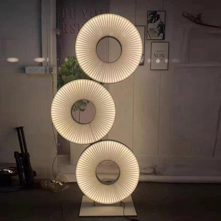 Skulpturale organische Stehlampe