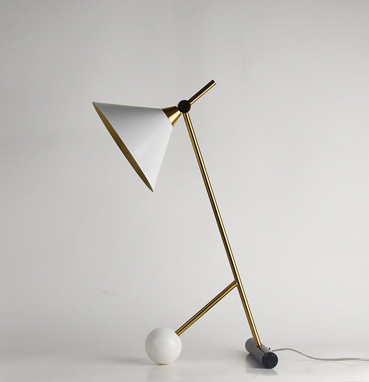 Moderne verstellbare Schreibtischlampe