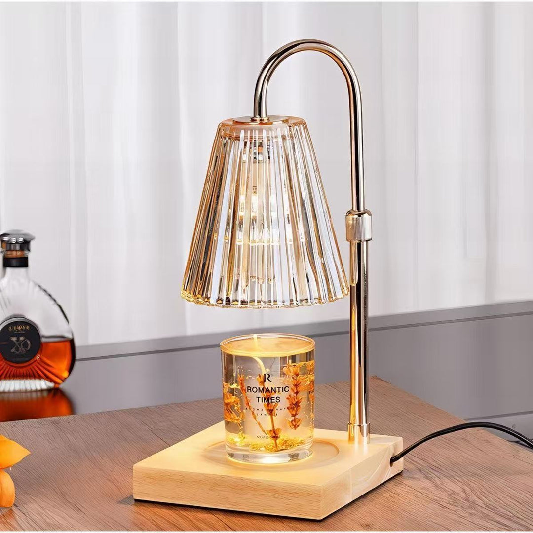 Elegante dekorative Tischlampe  1790694880