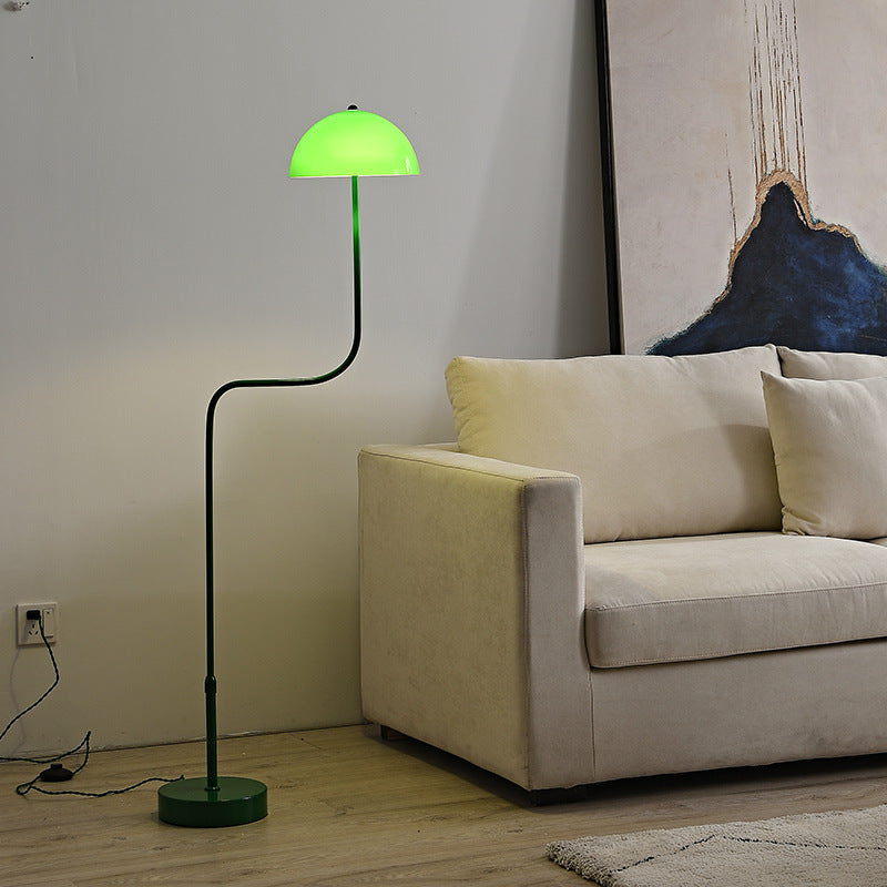 Kurvige moderne Stehlampe