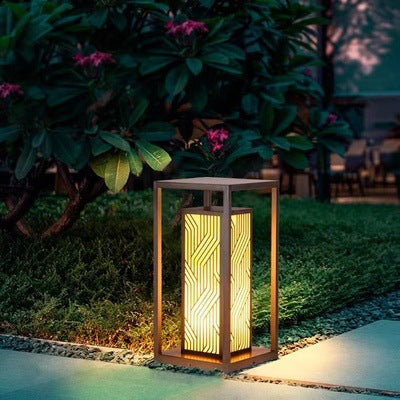 Outdoor Solar Laterne Weglicht mit dekorativen satinierten Glasplatten