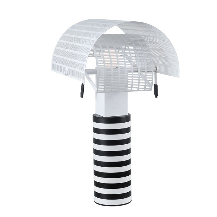 Moderne dekorative Tischlampe mit gestreiftem Sockel
