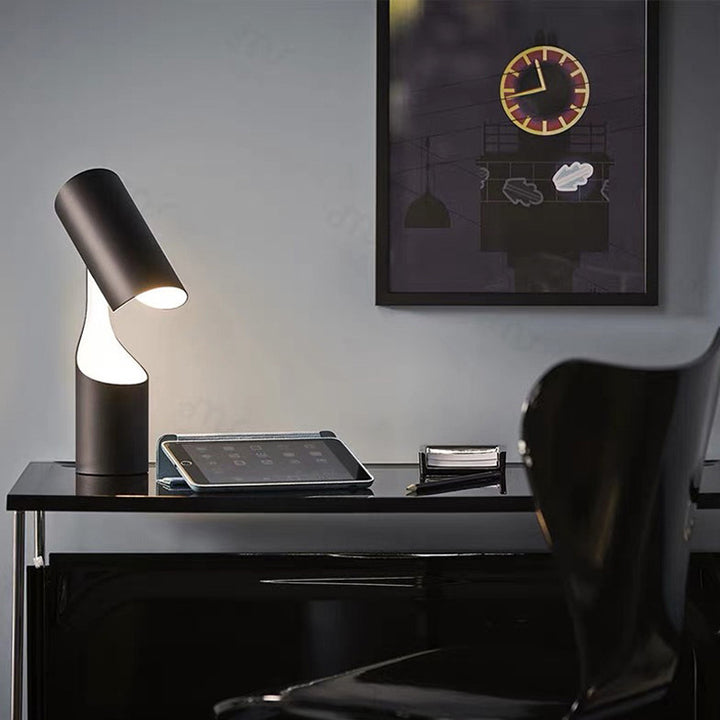 Moderne gebogene Schreibtischlampe