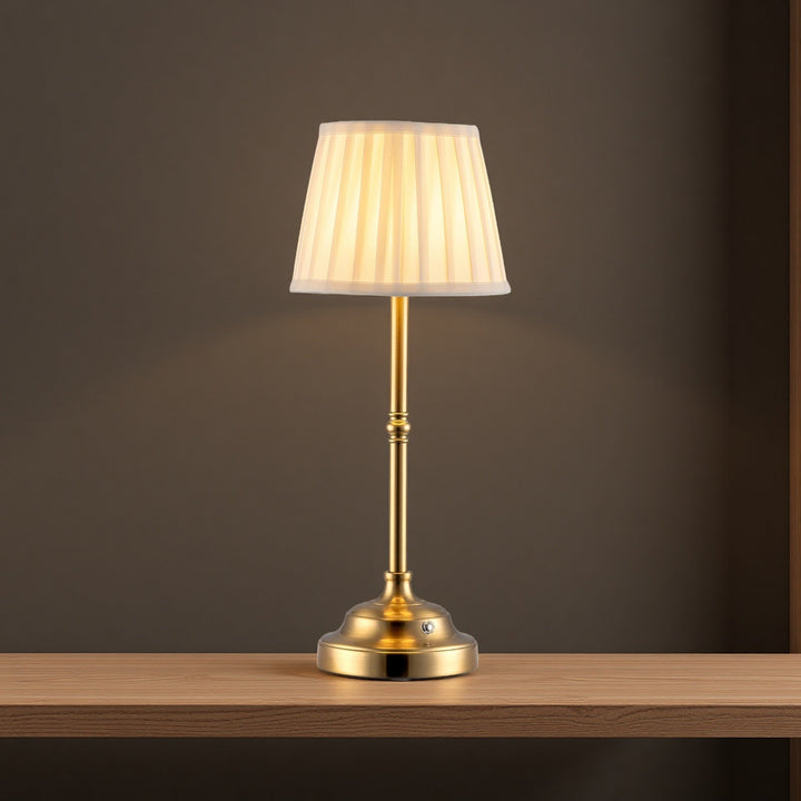 Dekorative Tischlampe
