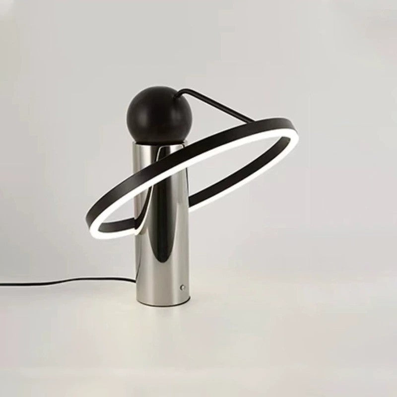 Moderne geometrische Tischlampe
