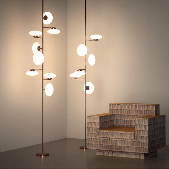 Zeitgenössische künstlerische Stehlampe
