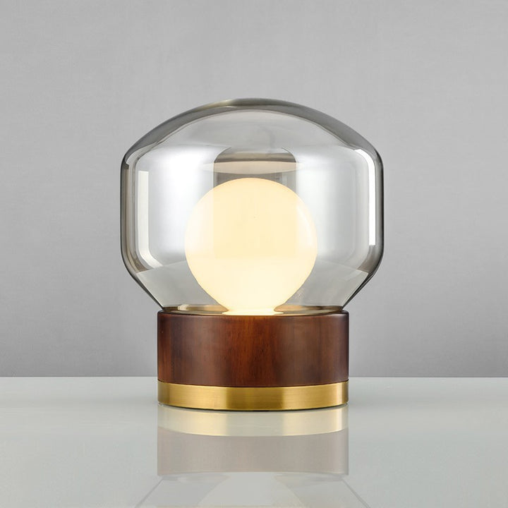 Moderne Glas Tischlampe mit Holzfuß und Goldakzenten