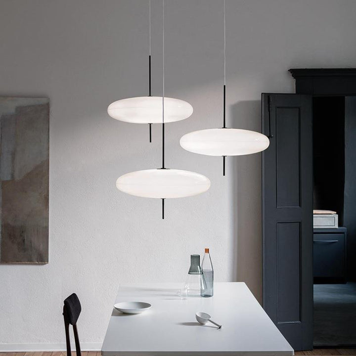 Moderne minimalistische Pendelleuchte