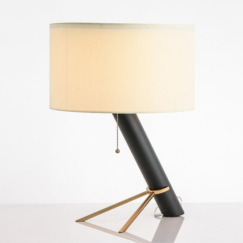 Moderne geometrische Tischlampe