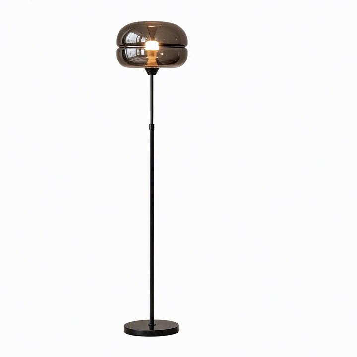 Minimalistische Stehlampe
