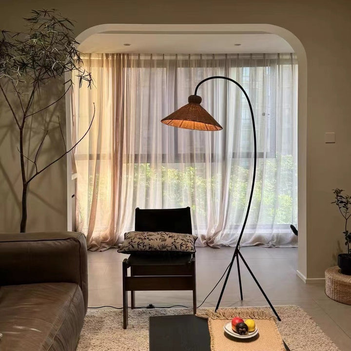 Moderne Gebogene Stehlampe