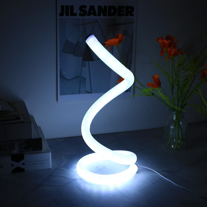 Dekorative LED-Schreibtischlampe