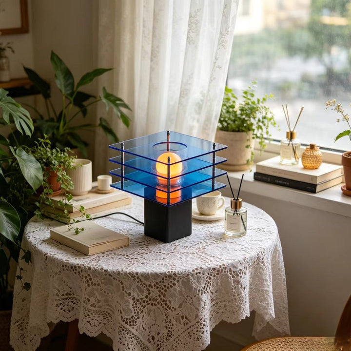 Zeitgenössische geometrische Tischlampe