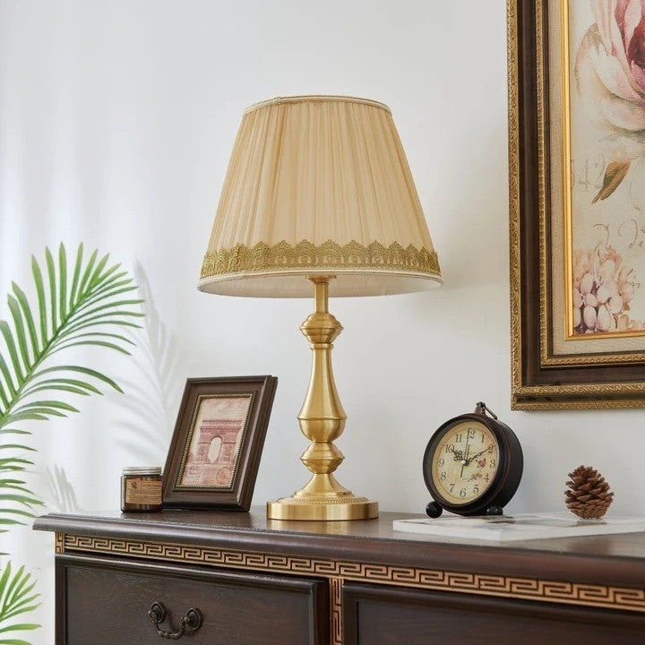Vintage-inspirierte elegante Tischlampe
