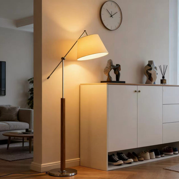 Verstellbare Stehlampe