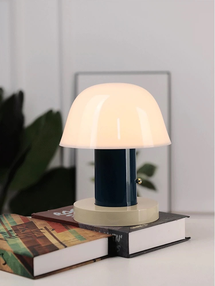 Stylische moderne Tischlampe
