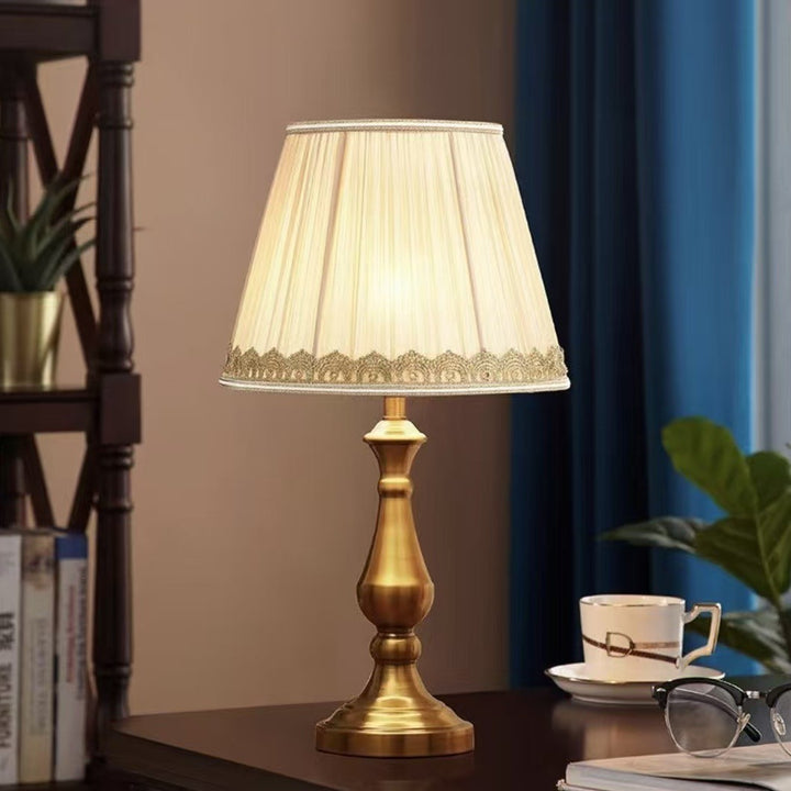 Elegante Nachttischlampe