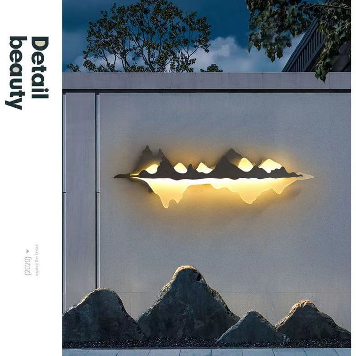Berg-inspirierte Wandleuchte