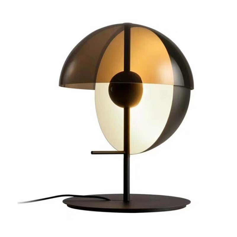 Geometrische Tischlampe mit einzigartigem Dual-Schirm-Design