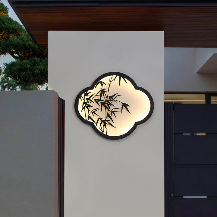 Dekorative wolkenförmige LED-Wandlampe mit Bambus-Silhouette
