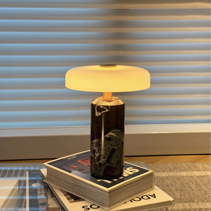 Moderne Marmorfuß Tischlampe