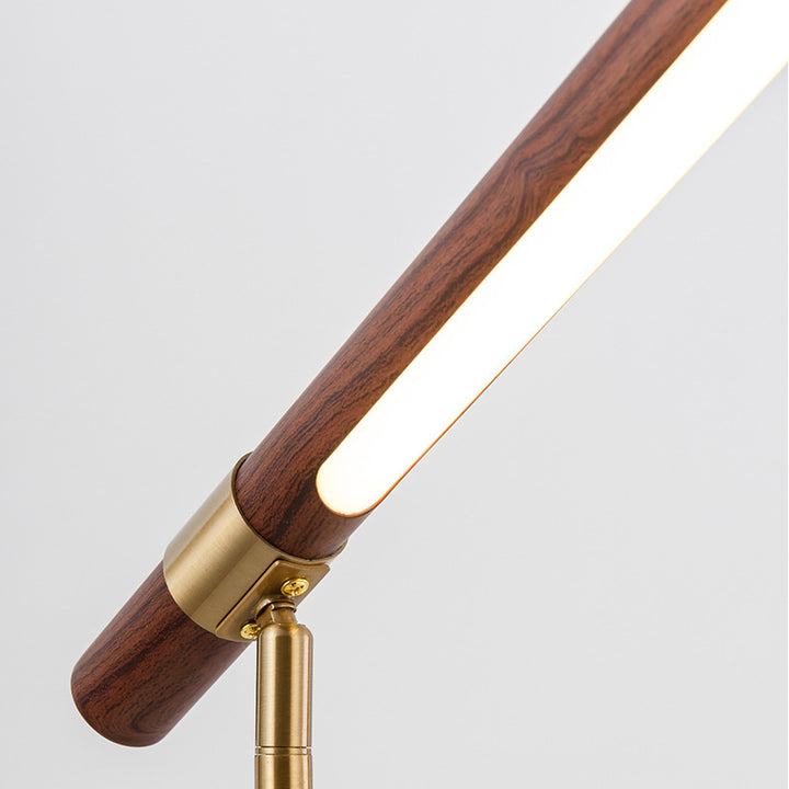 Moderner Minimalistischer Stehlampe mit verstellbarer Höhe