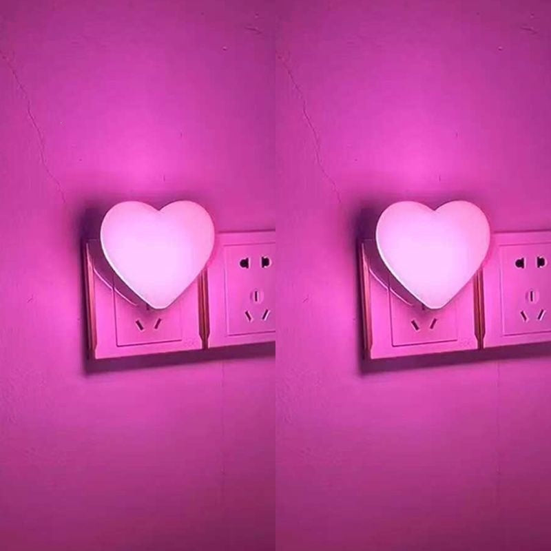 Herzförmiger Plug-In Ambient Nachtlicht mit sanftem LED-Leuchten