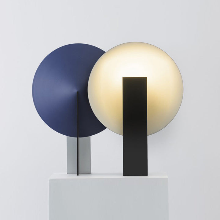 Moderne geometrische Wandlampe
