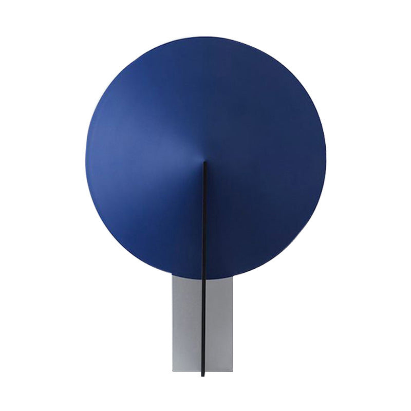 Moderne geometrische Wandlampe