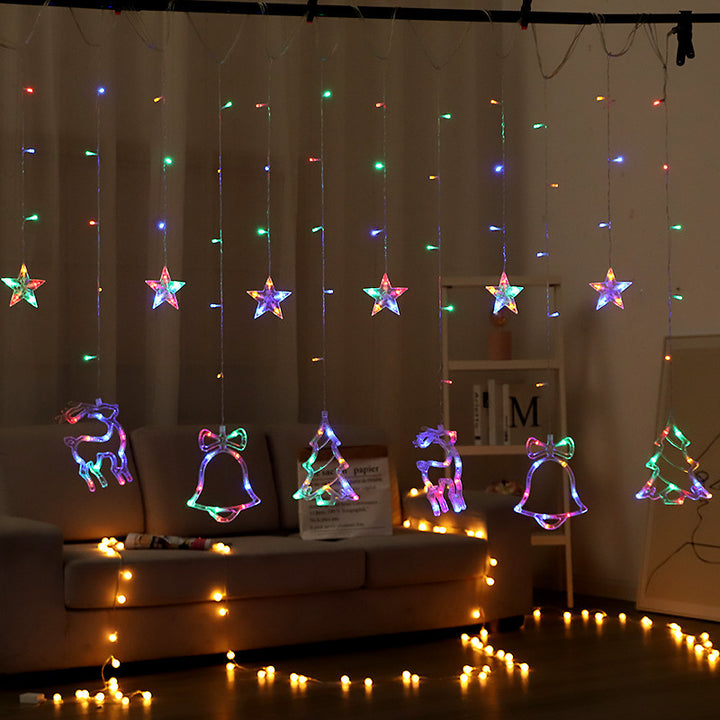 Festliche LED Vorhang Lichterkette mit hängendem Stern-Glockenbaum und Rentier-Ornamenten