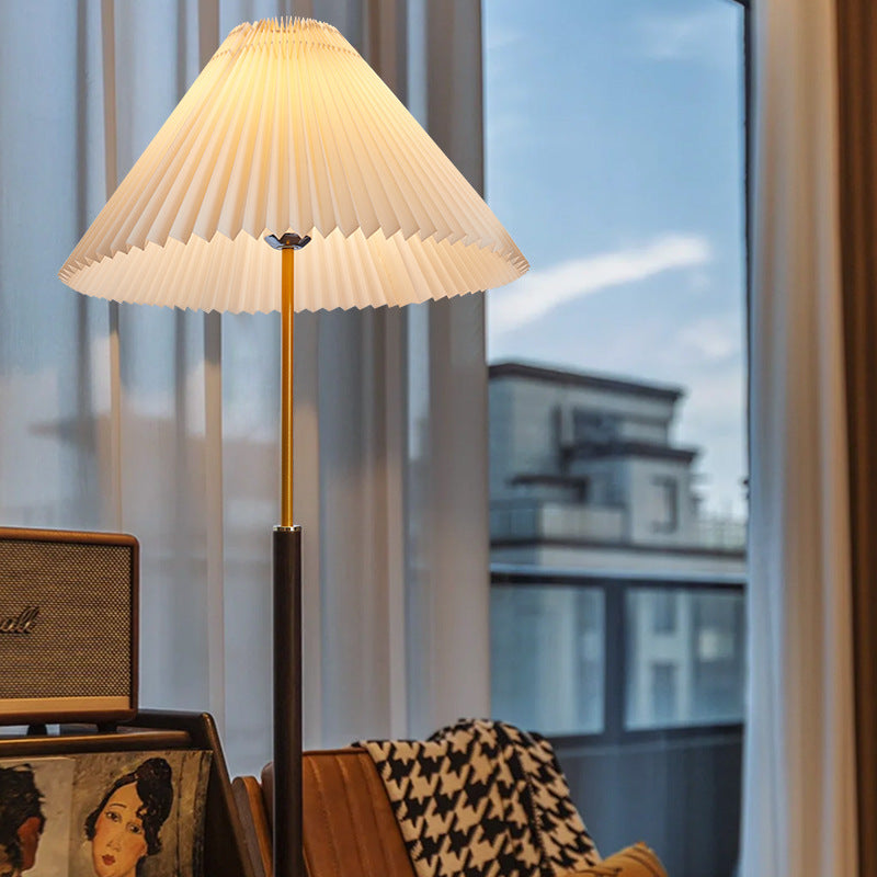 Moderne Faltbodenlampe