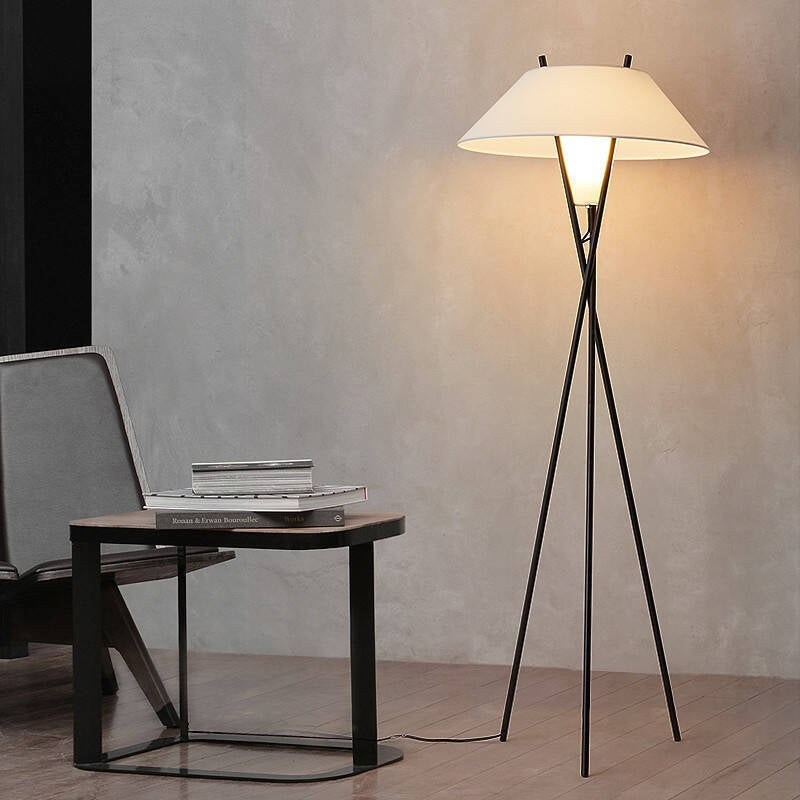 Moderne Minimalistische Stativ Stehlampe