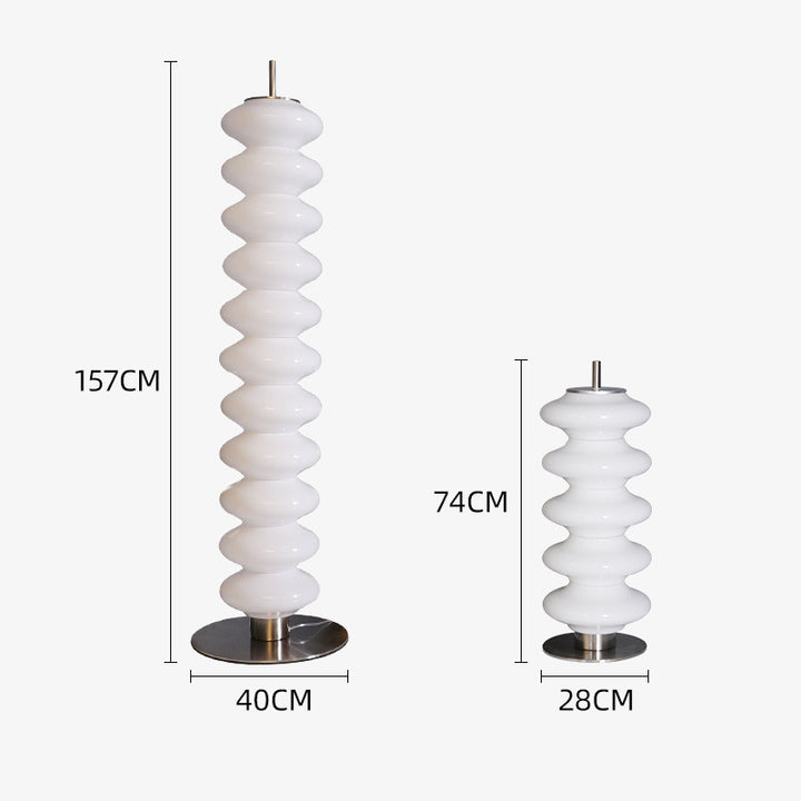 Skulptural Stehlampe mit geschwungenem Design