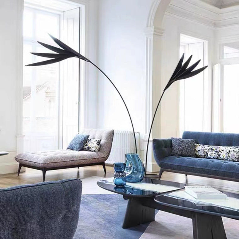 Künstlerische Stehlampe mit stilvollem Design