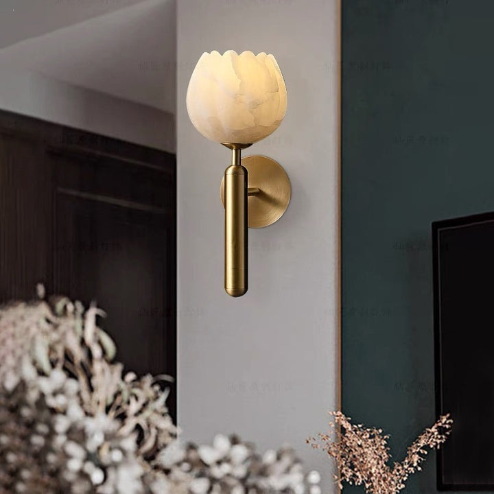Modern minimalist Wandlampe mit Marmorakzent