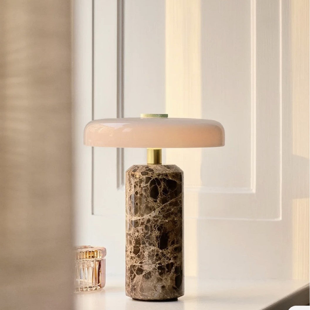 Moderne Marmorfuß Tischlampe
