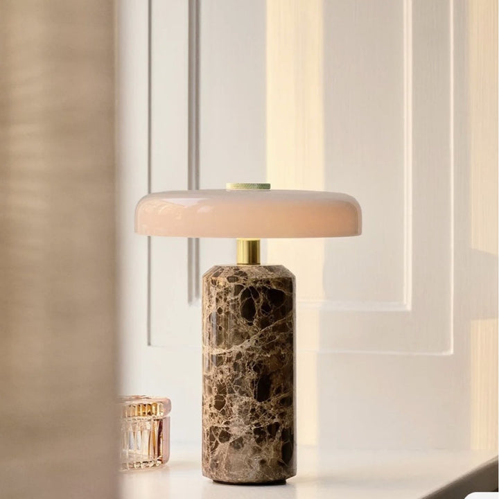 Moderne Marmorfuß Tischlampe