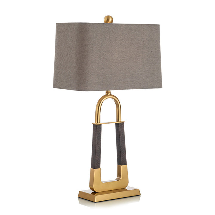 Dekorative Tischlampe mit modernem geometrischem Sockel