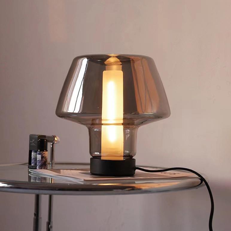 Künstlerische Tischlampe mit einzigartigem transparentem Schirm